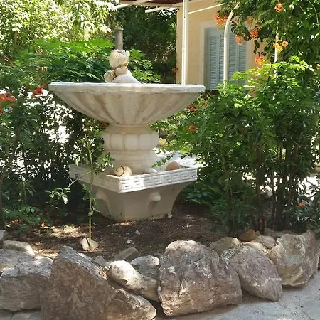 Bed & Breakfast Alkistis Tolo