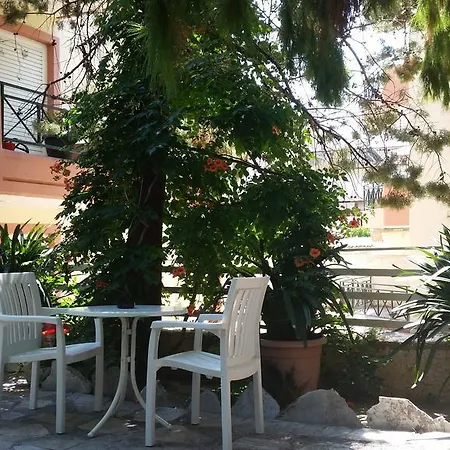 Alkistis Bed & Breakfast Tolo